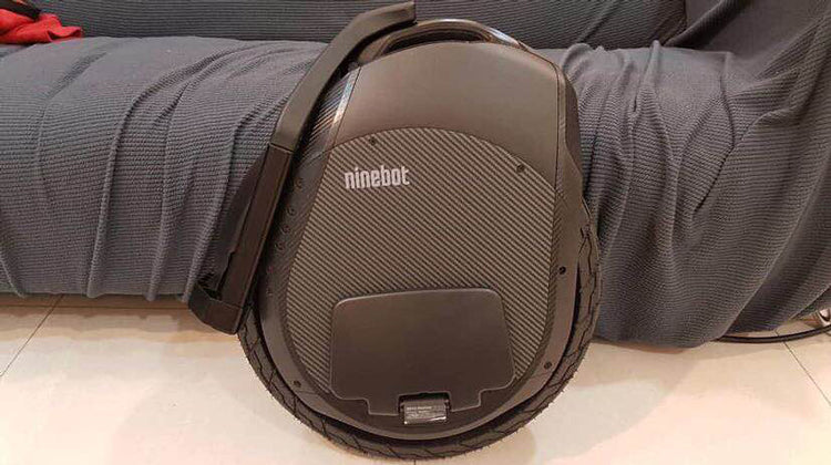 Ninebot One Z10 - 18inch 1800W 58.8V 995Wh